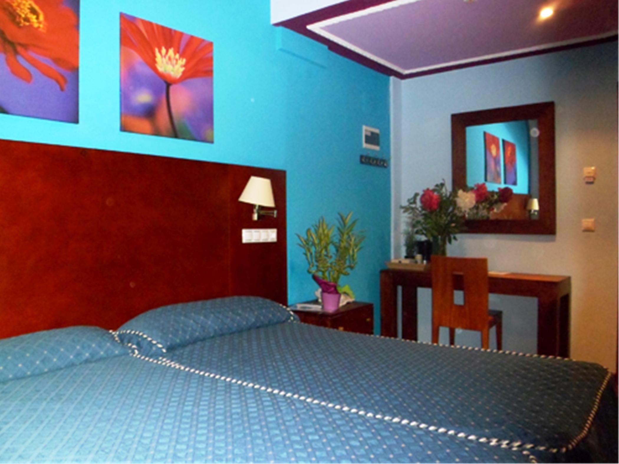Auto Check In Hotel Las Nieves Jaca Buitenkant foto